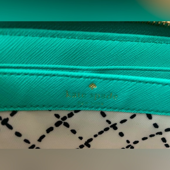 Kate Spade Continental Wallet - Picture 5 of 6